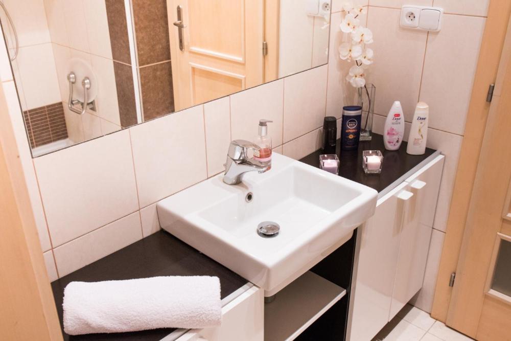 In The Hearth Of The City Centre, Old Town Square - 3Min Apartment Praha Bagian luar foto
